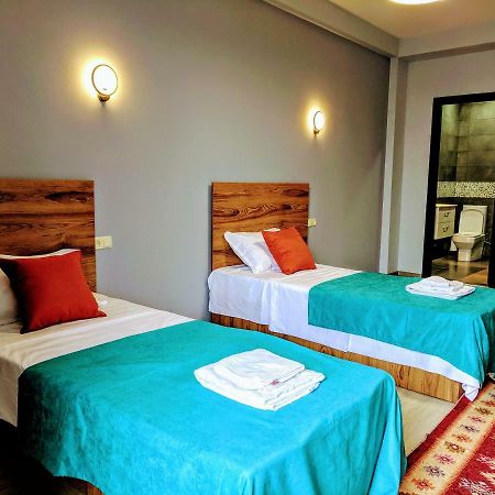Hotel Canvas Тбилиси Экстерьер фото