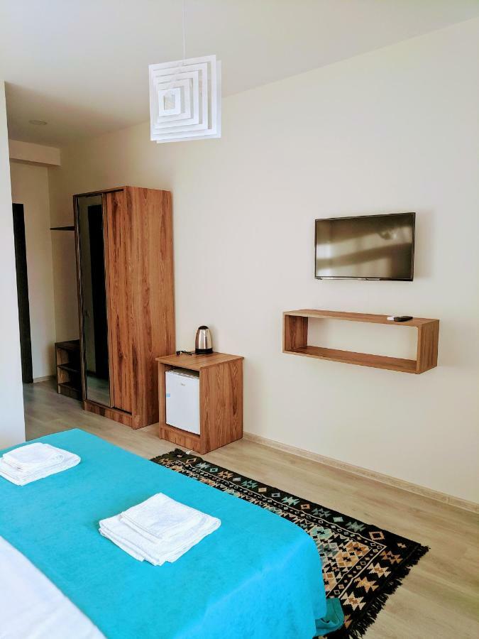 Hotel Canvas Тбилиси Экстерьер фото