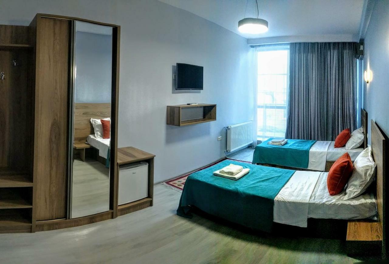 Hotel Canvas Тбилиси Экстерьер фото